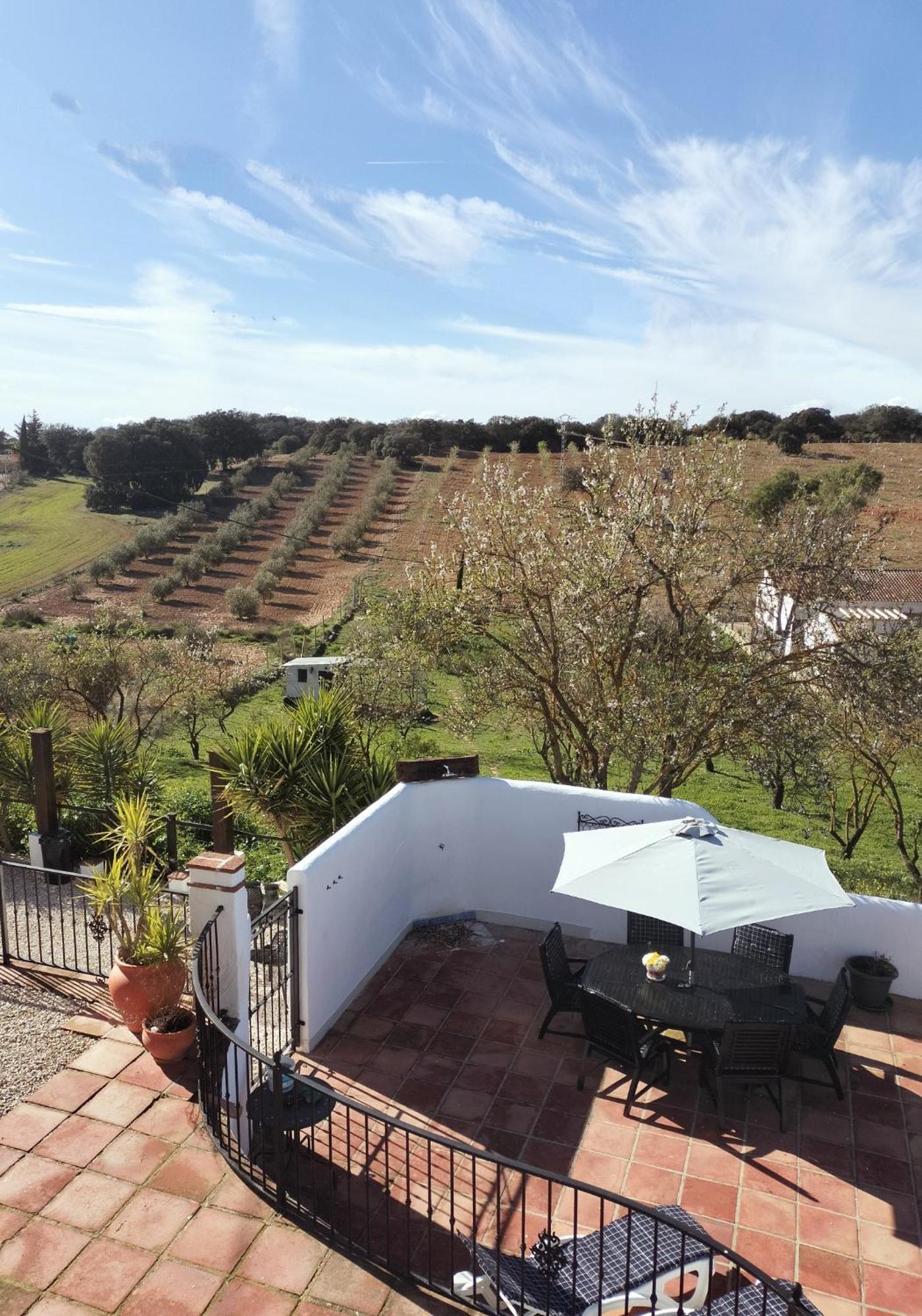 Todos Y Tonya Bed & Breakfast Archidona Exterior photo